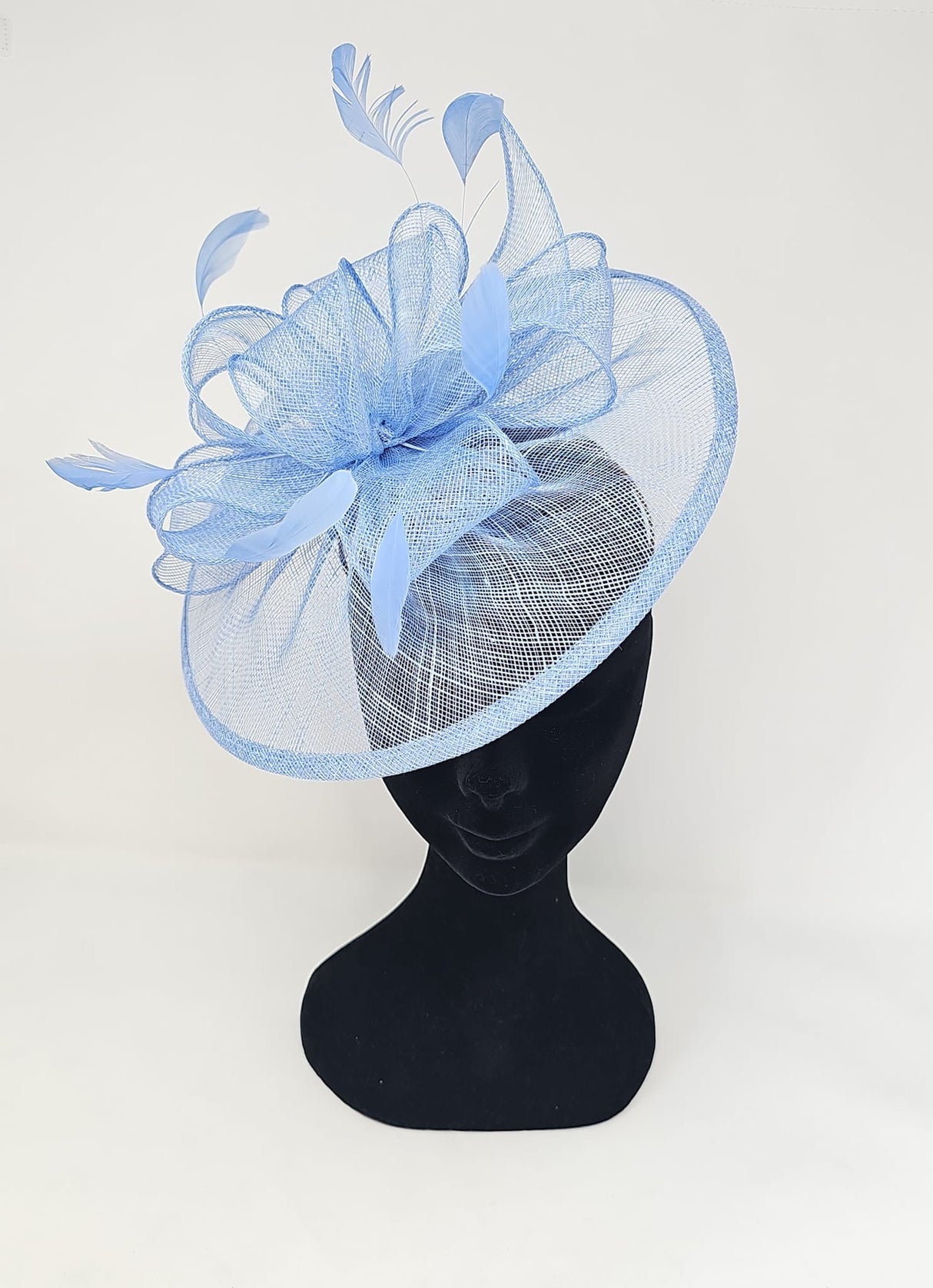Bluebell Blue Looped Round Disc Fascinator
