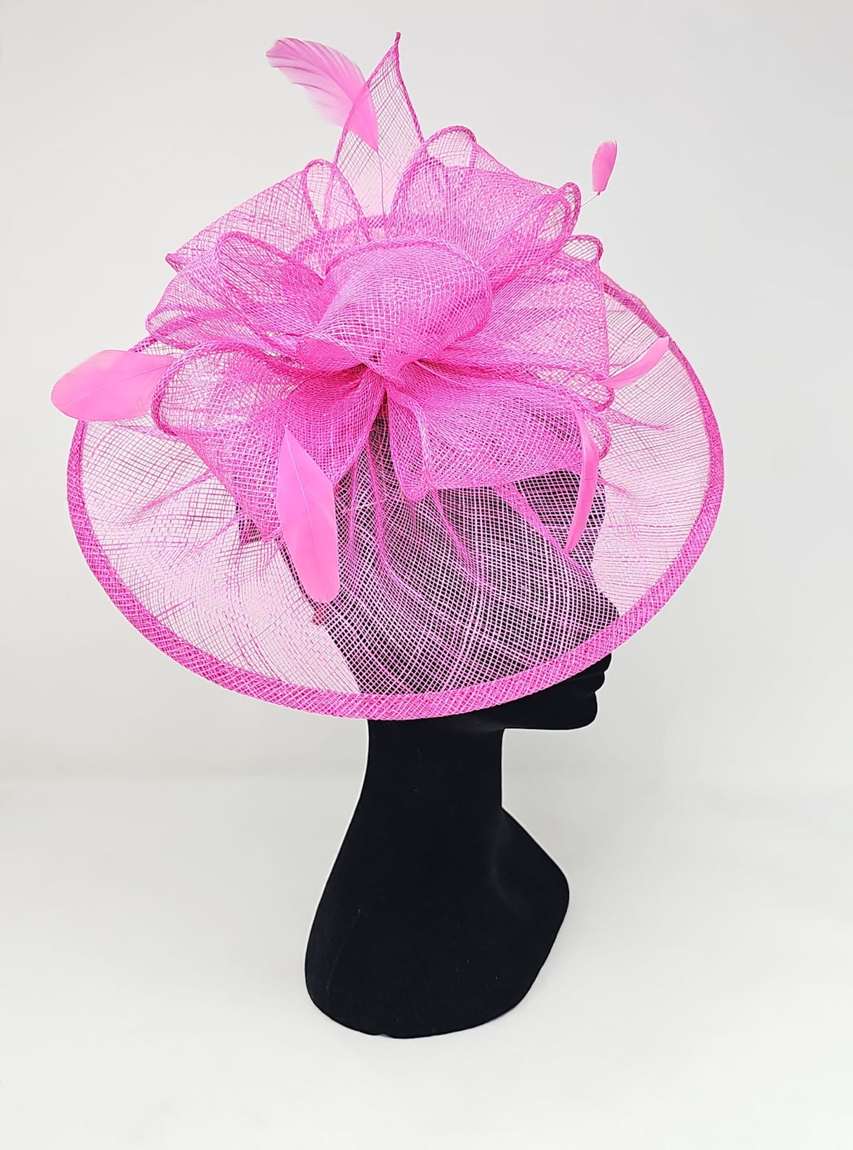 Calypso Looped Round Disc Fascinator