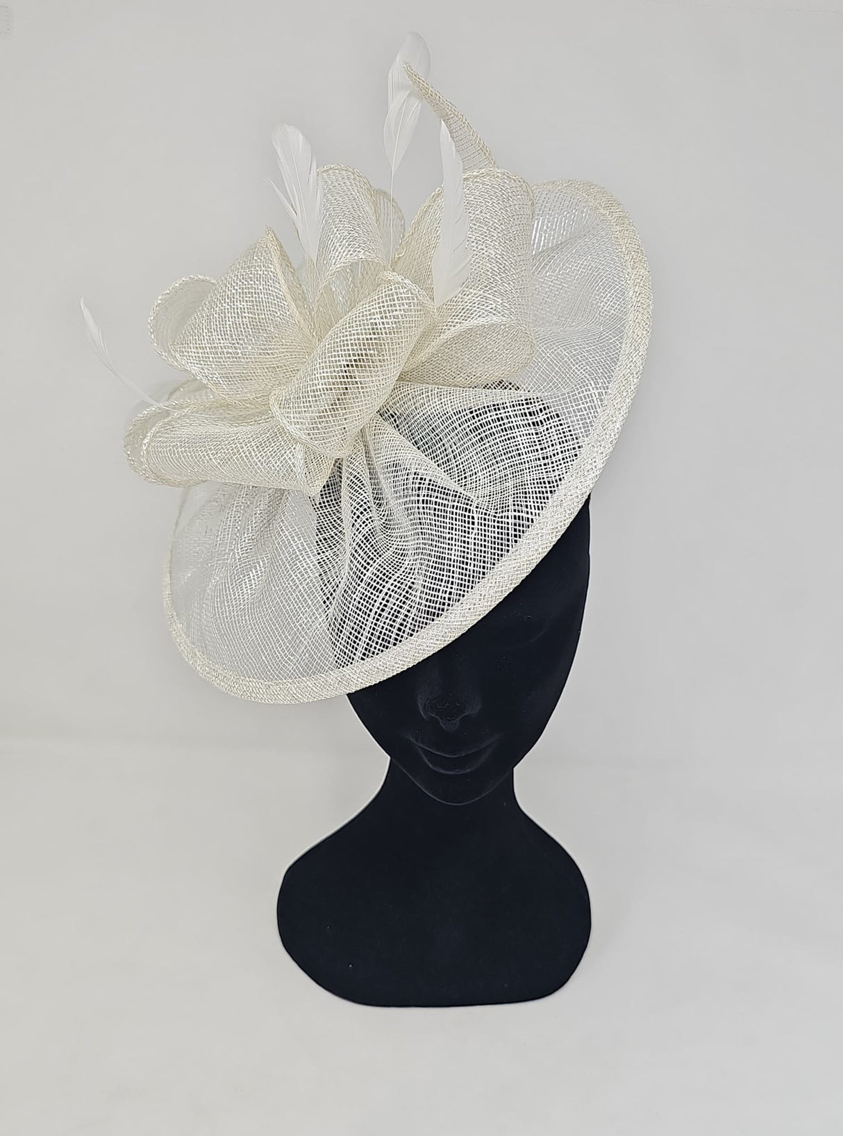 Ivory Silver Looped Round Disc Fascinator