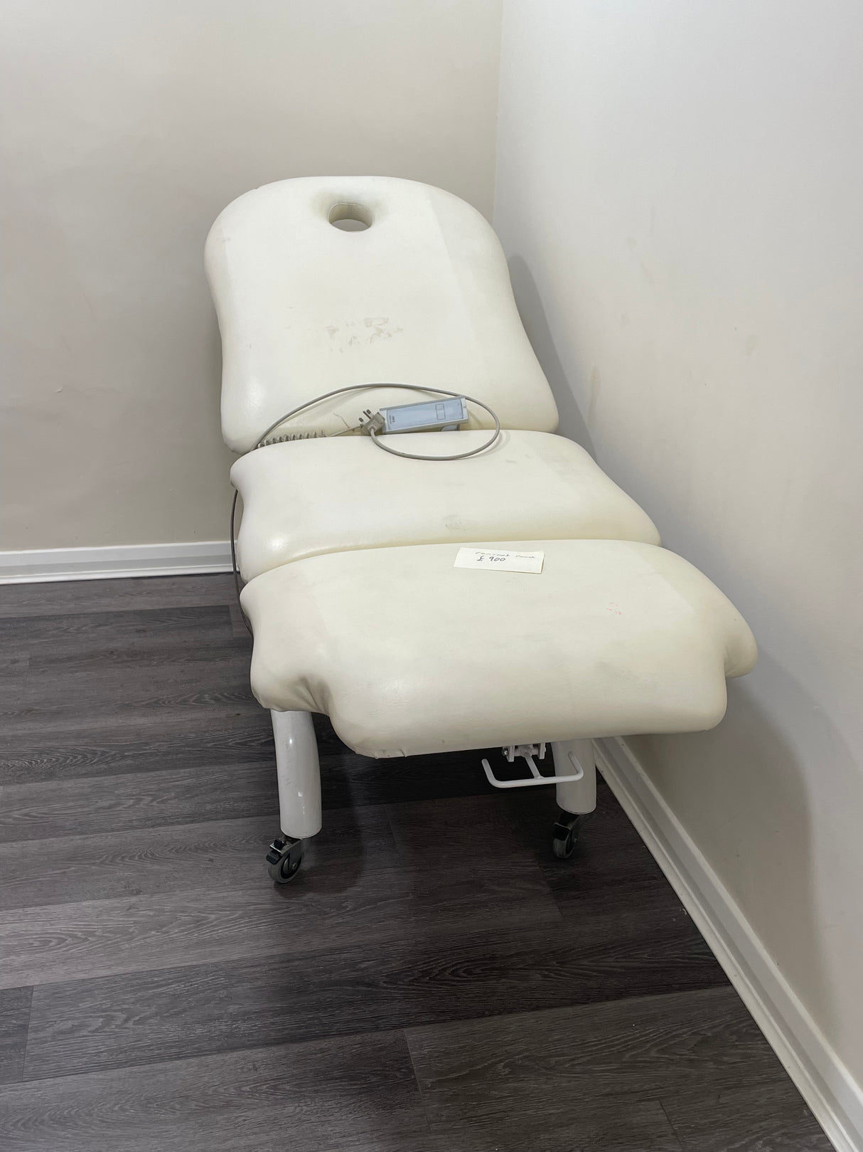 Concept Electric Beauty Therapist Electric Bed