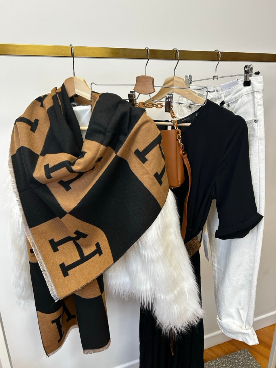 H Designer Style Printed Pashmina Scarf Brown