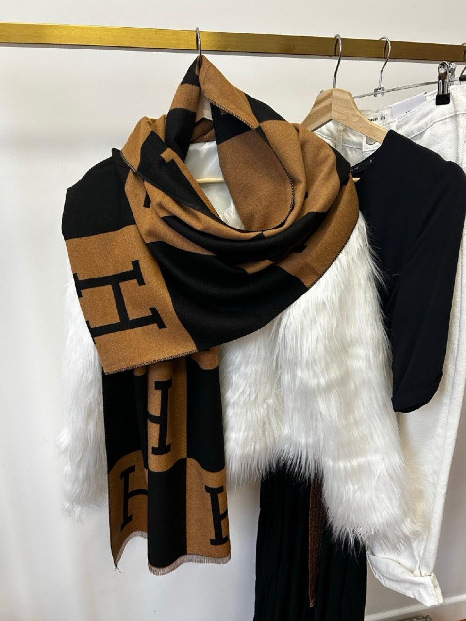 H Designer Style Printed Pashmina Scarf Brown