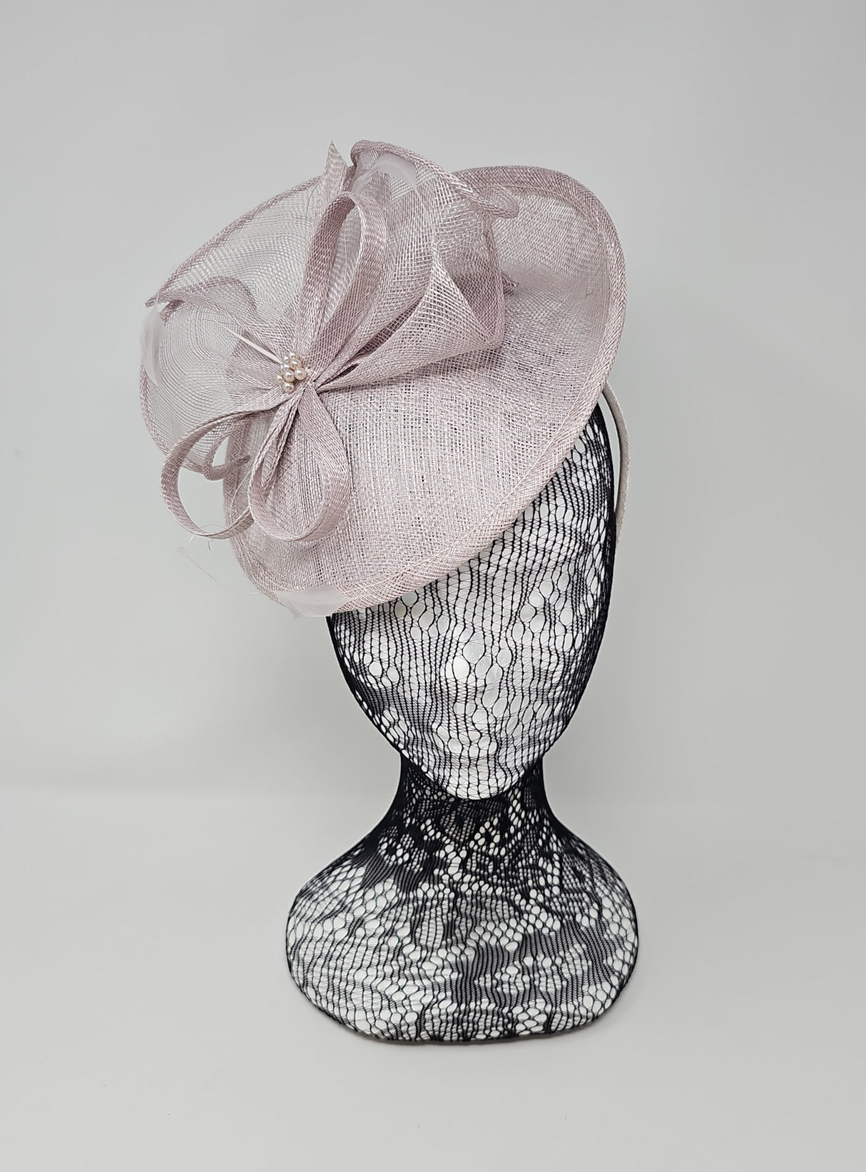 Pearl Silver Feather & Bow Round Disc Fascinator