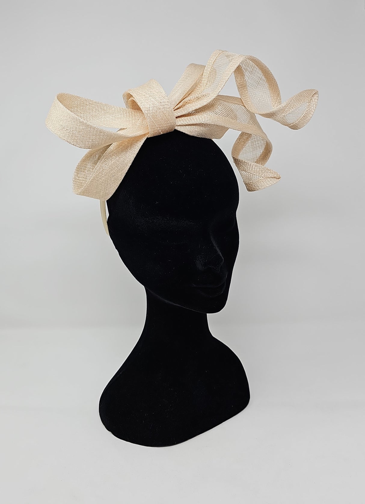 Fizz Twist Looped Hairband Fascinator
