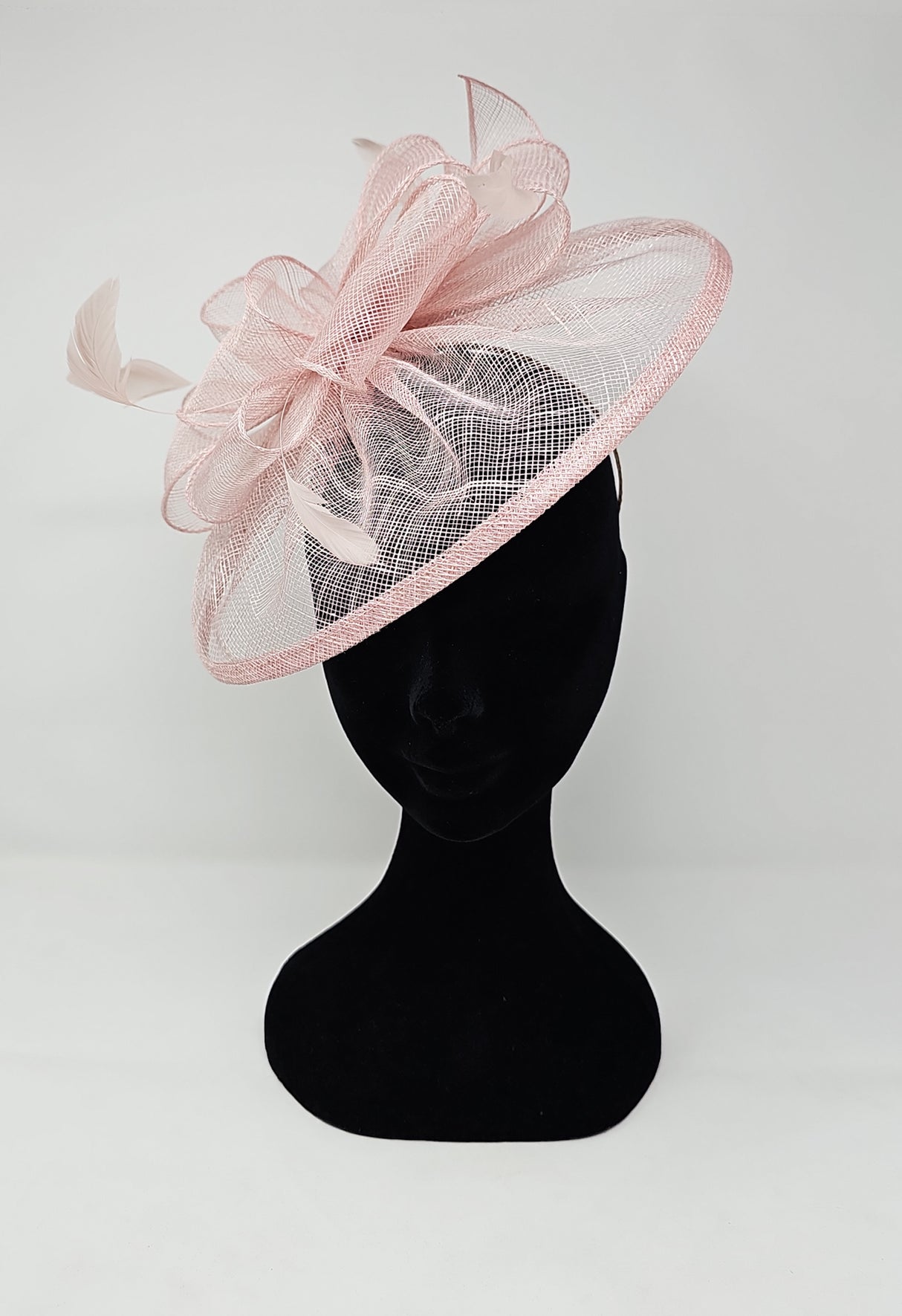 Parfait Looped Round Disc Fascinator