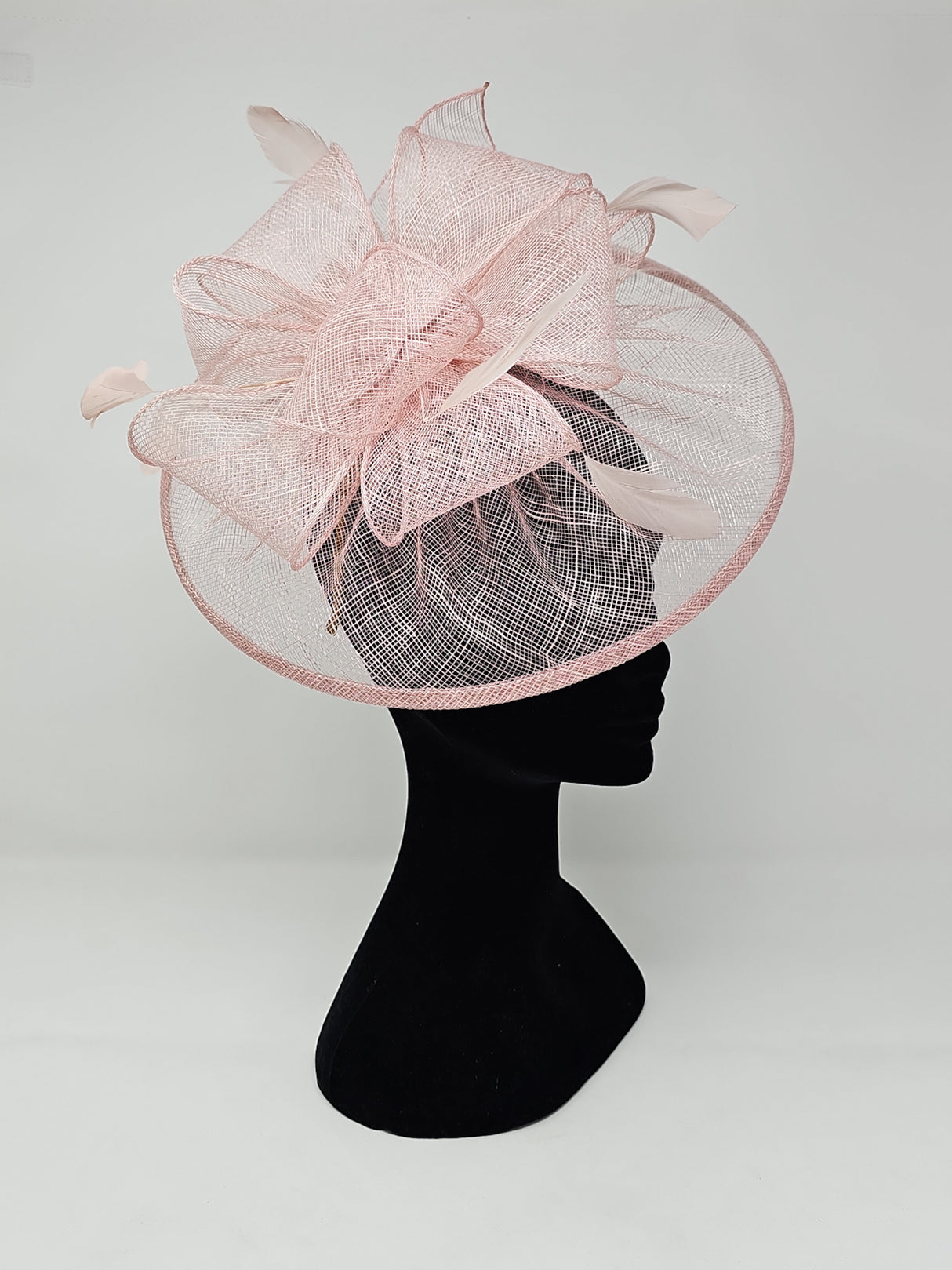 Parfait Looped Round Disc Fascinator