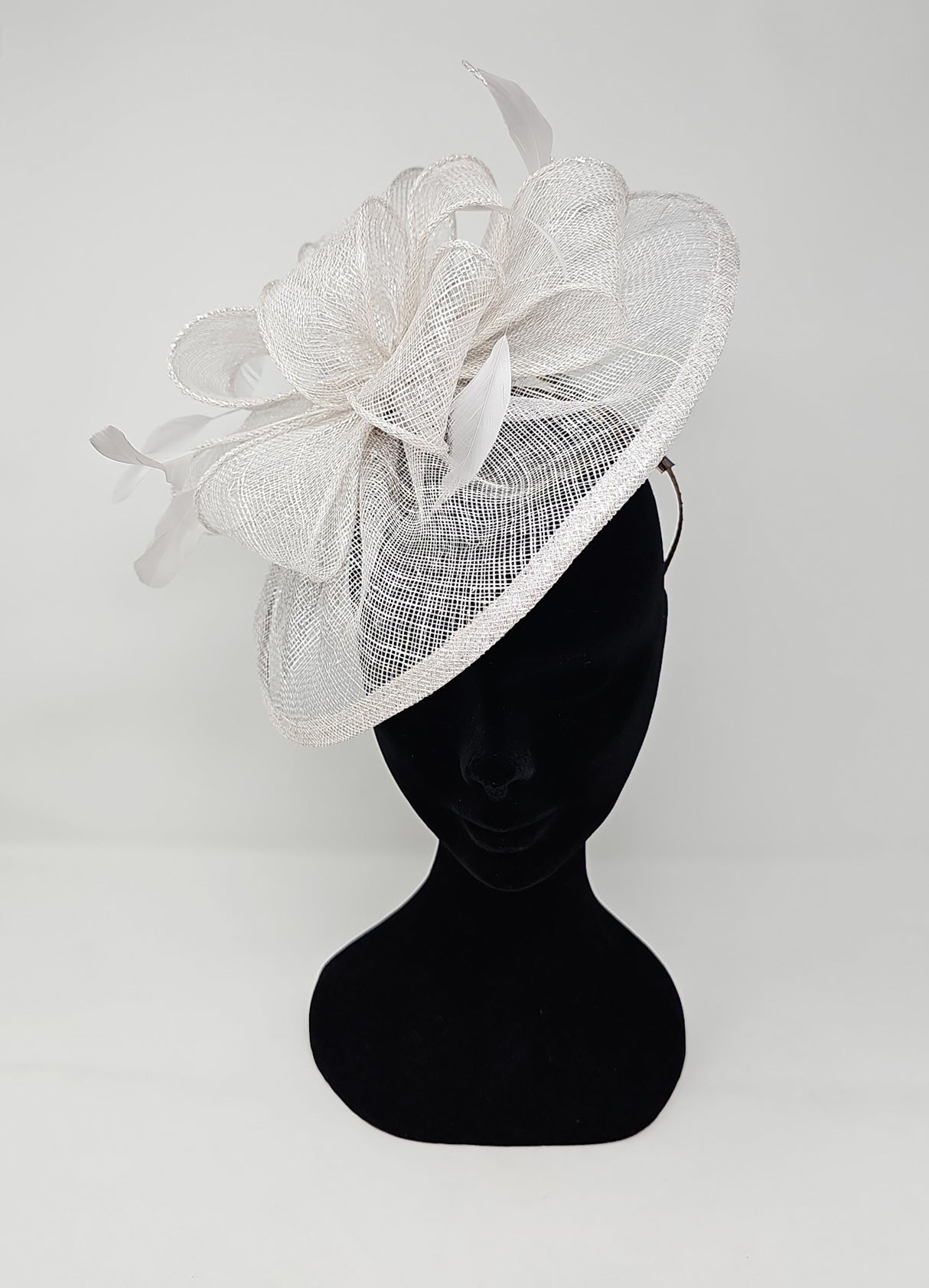 Dove Silver Looped Round Disc Fascinator