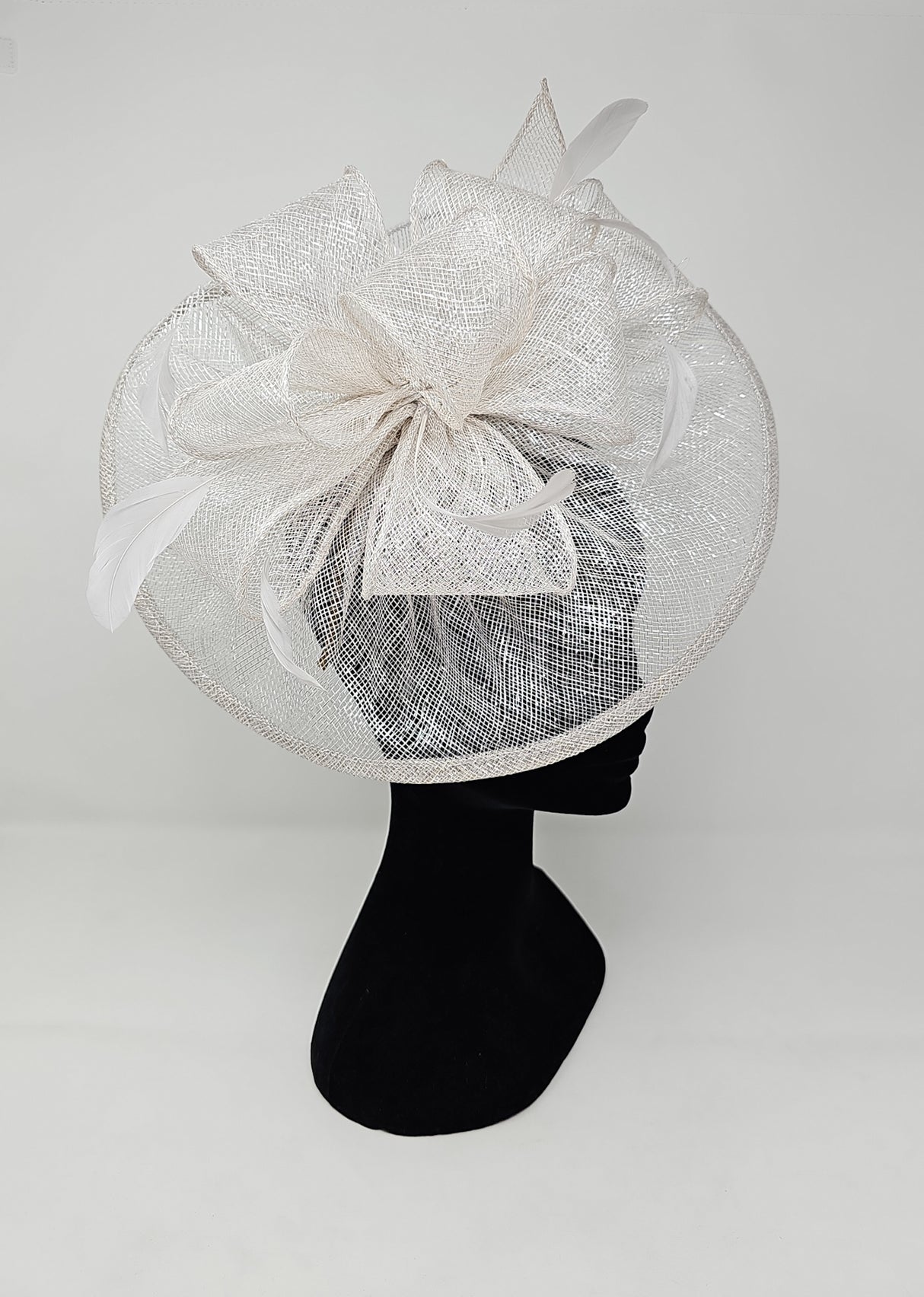 Dove Silver Looped Round Disc Fascinator