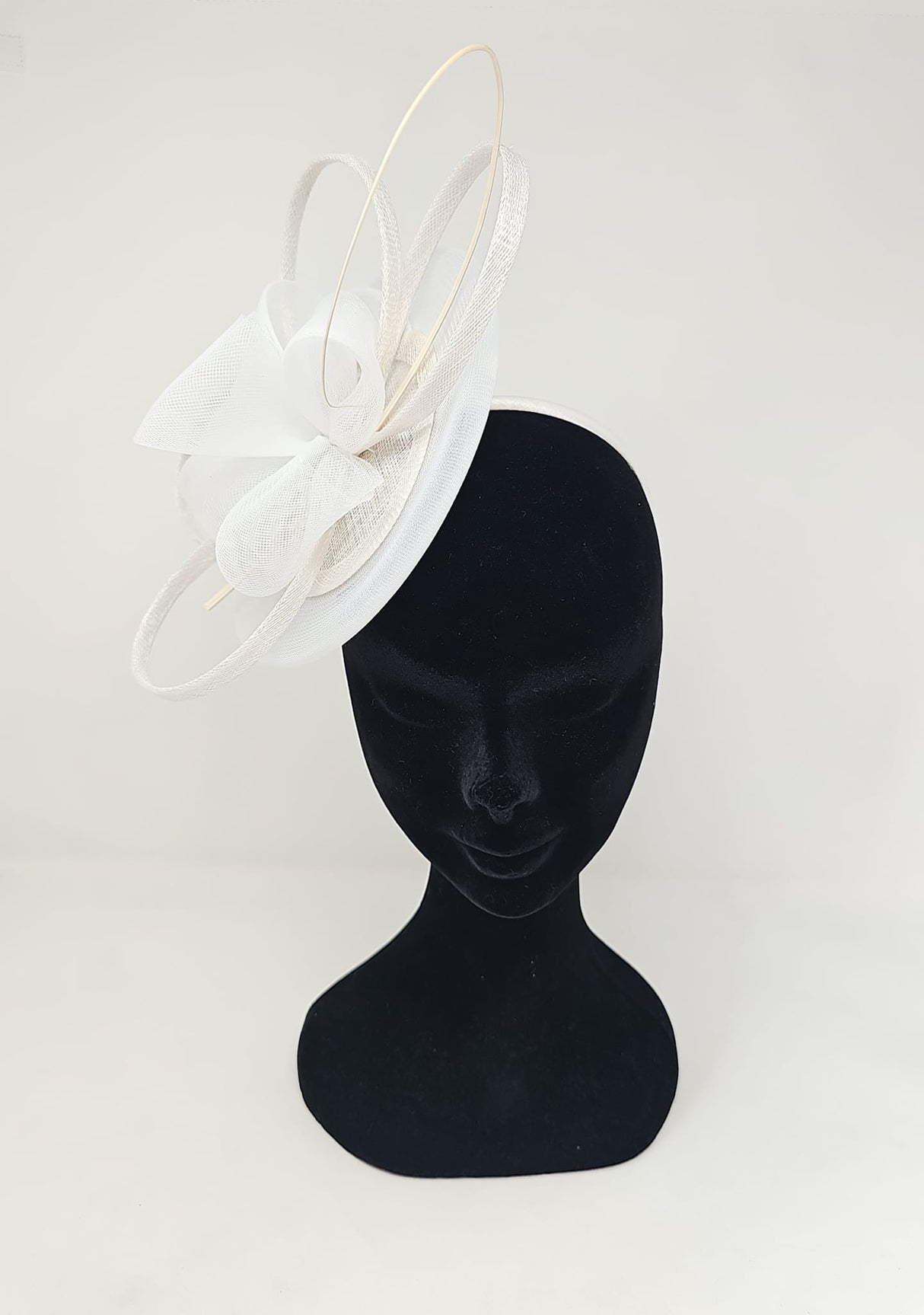 Cool White Petal Disc Fascinator