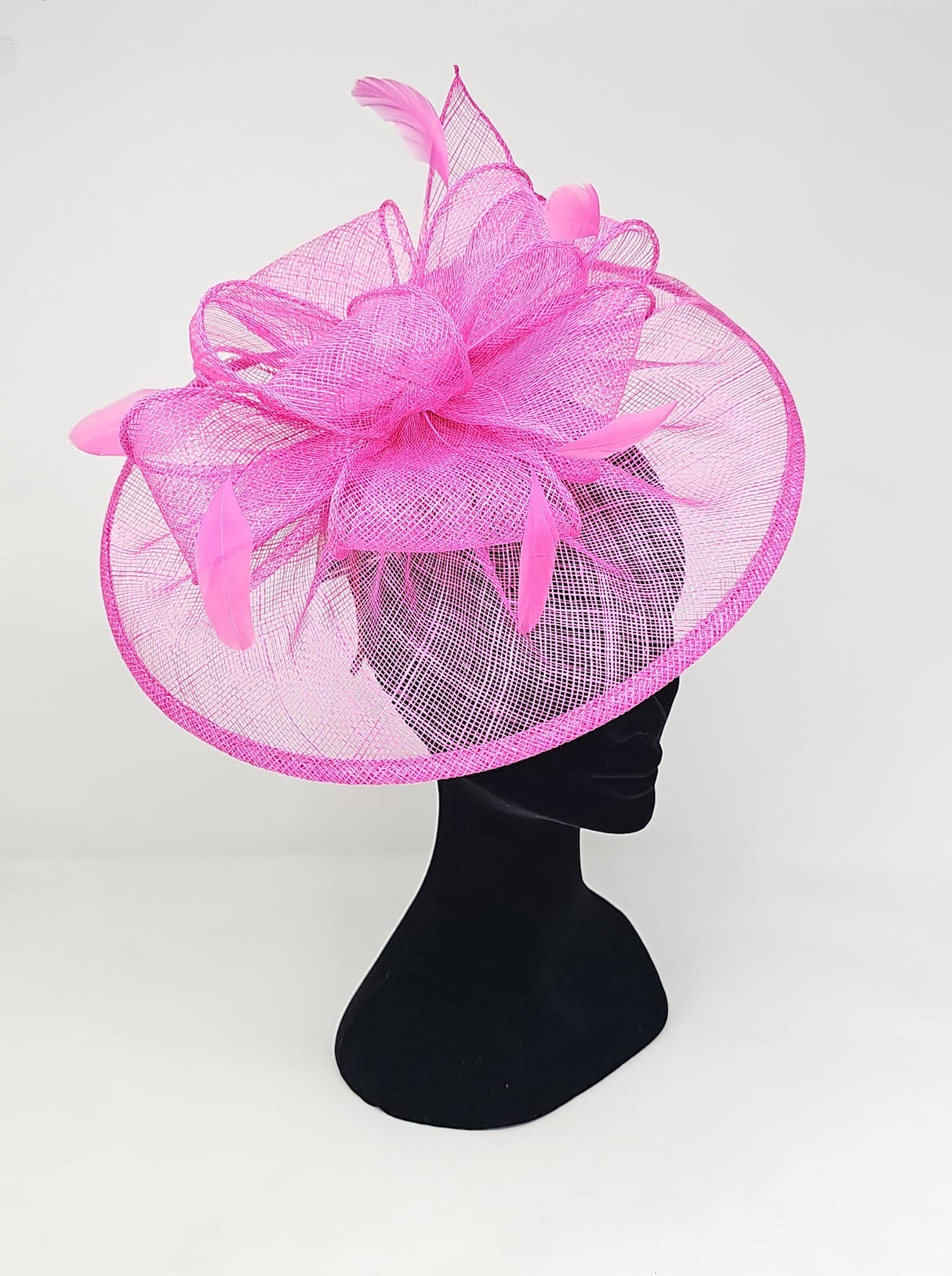 Calypso Looped Round Disc Fascinator
