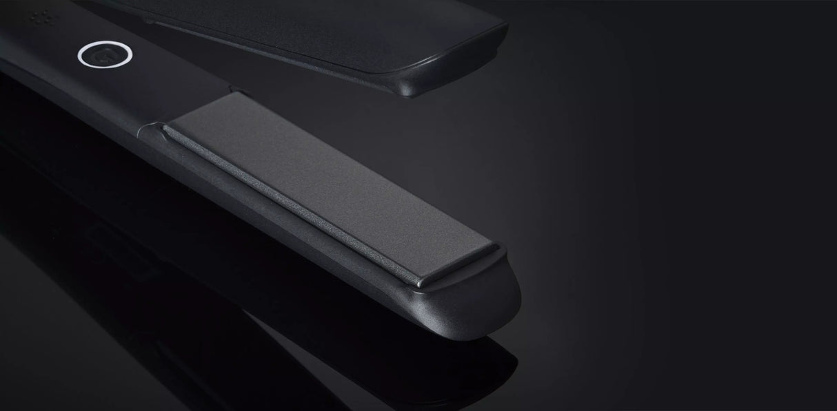 ghd Gold Professional Advanced Styler Gift Set in Black