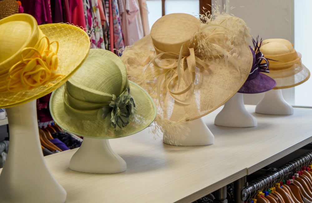 Hats & Large Fascinators - Franklins