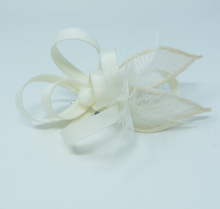 Ivory Feather Looped Hair Clip