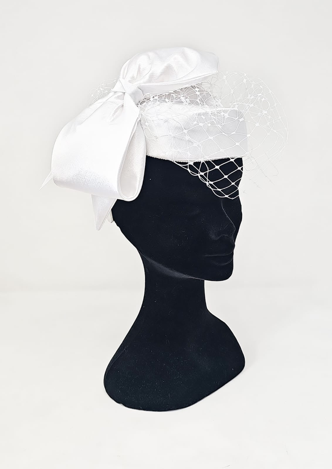 Bridal White Satin Bow Veiled Fascinator