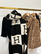 H Designer Style Printed Pashmina Scarf Black