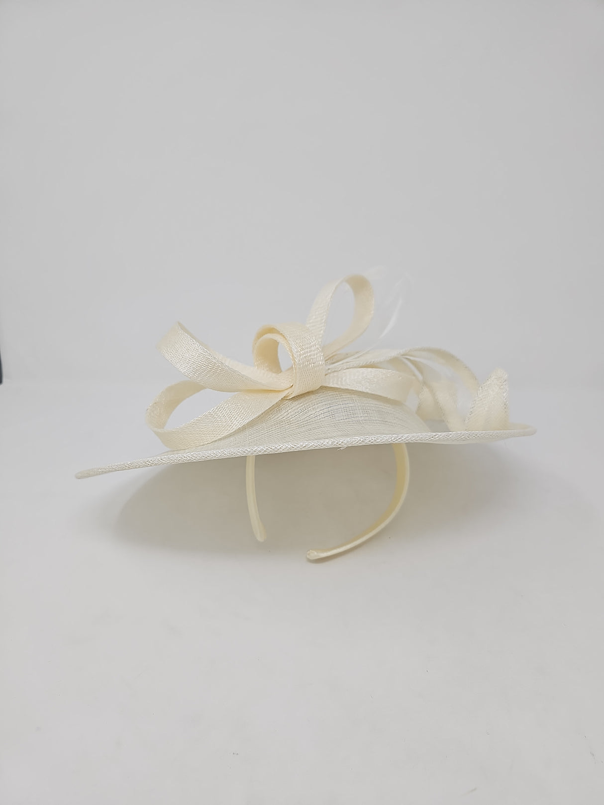 Metallic Ivory Oval Disc Hairband Fascinator
