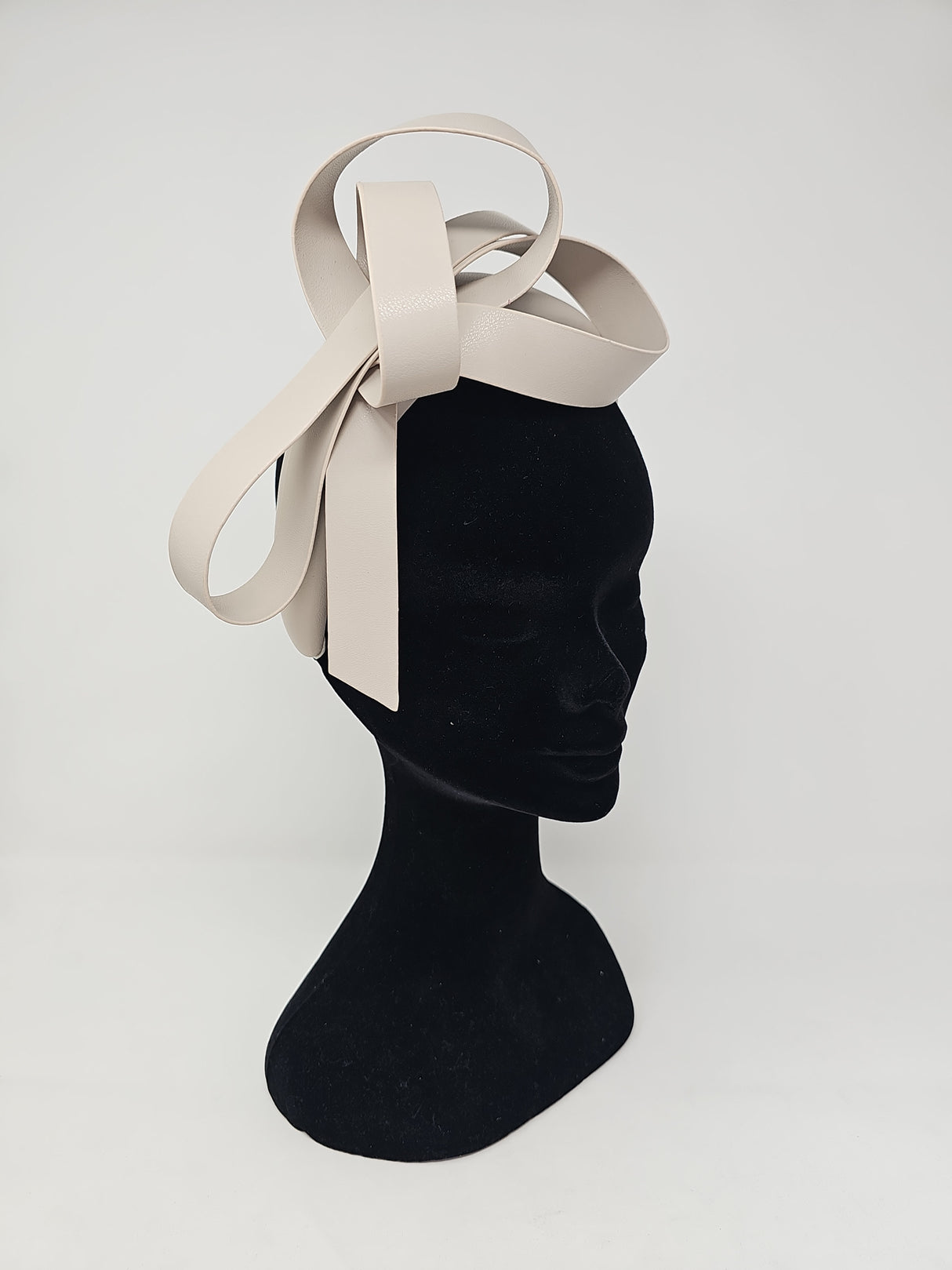 Praline Leatherette Bow Hairband Fascinator