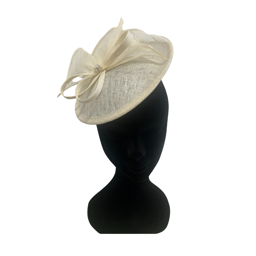 Metallic Ivory Feather & Bow Round Disc Fascinator