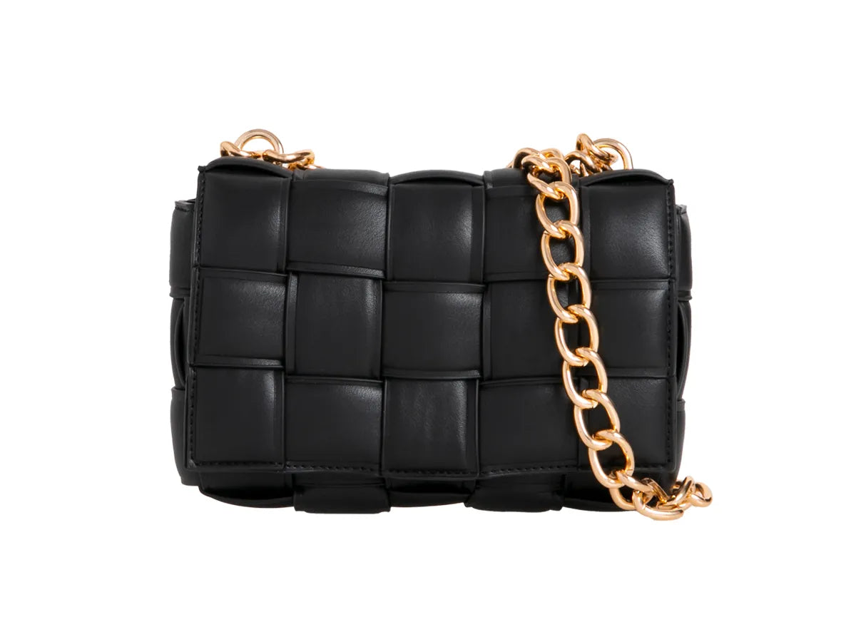 Black Quilted Chunky Chain Handbag