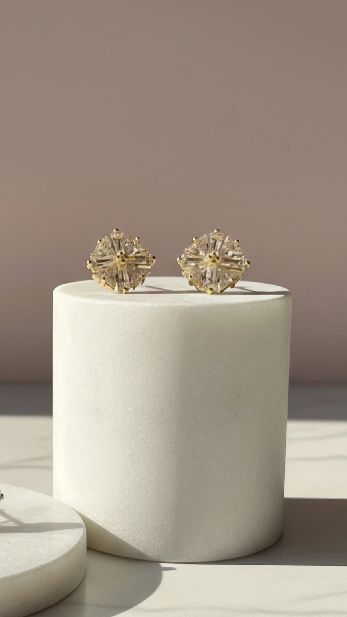 Bijoux Sparkly Crystal Gold Stud Earrings