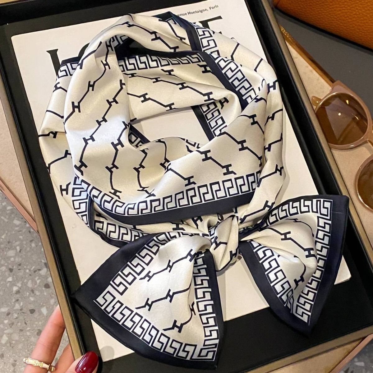 Black & Ivory H-Pattern Satin Feel Neck Scarf