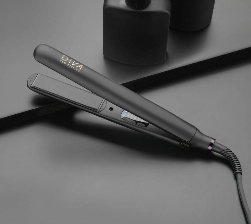 Diva Pro Styling Digital Hair Straightener Onyx Black - Franklins