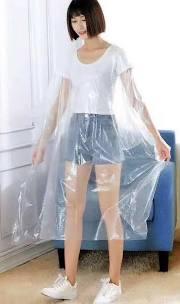 DMI Clear Disposable Client Protection Cape Gowns (50pack) - Franklins