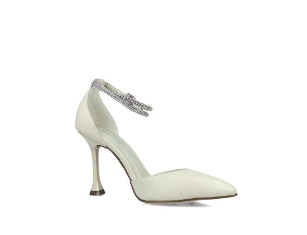 Menbur Cream Court with Diamanté Ankle Strap - Franklins