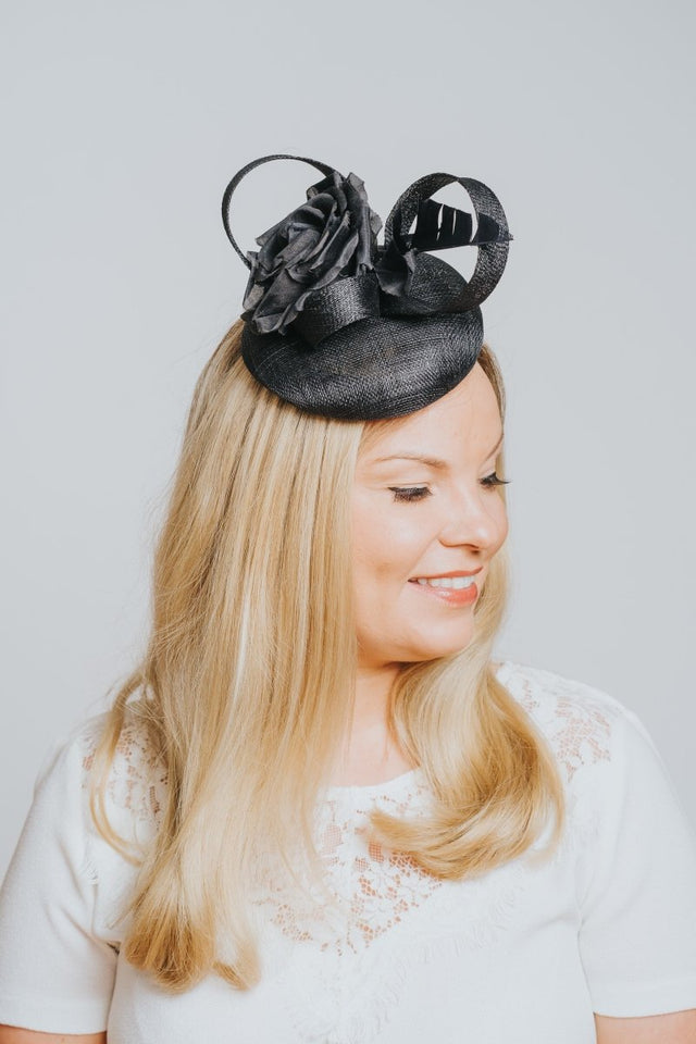 Navy Pillbox Fascinator - Franklins